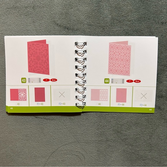 Cricut ANNA’S FLOURISH CARDS & EMBELLISHMENTS shapes - Picture 14 of 16